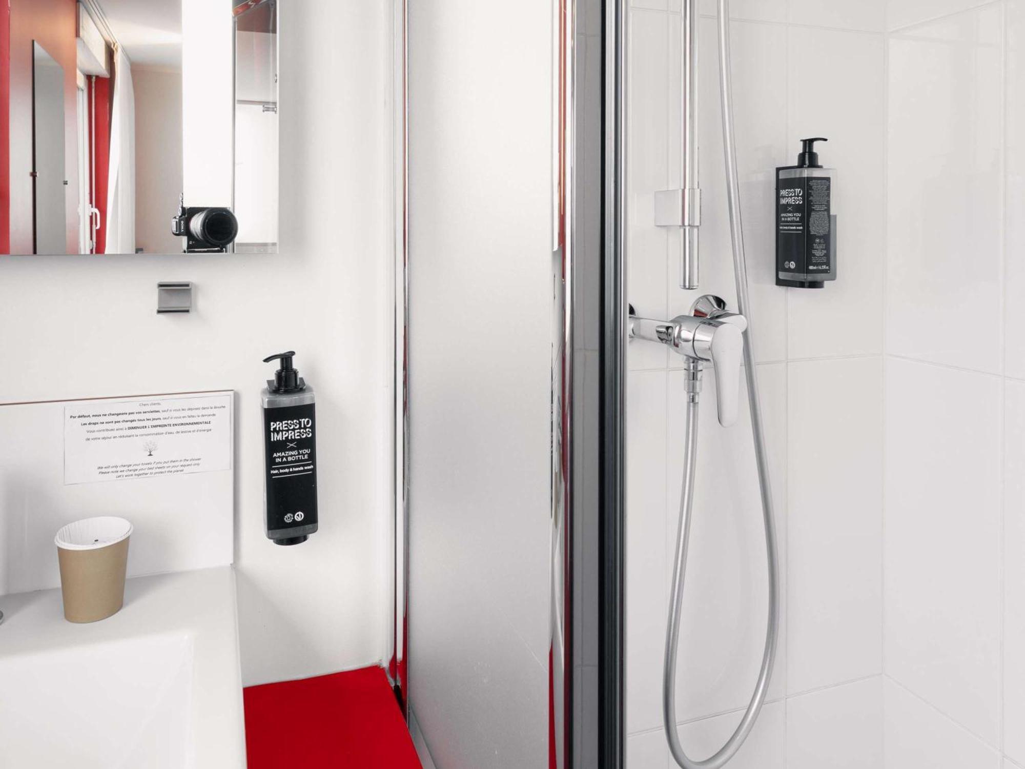 Ibis Styles Vannes Gare Centre Eksteriør billede